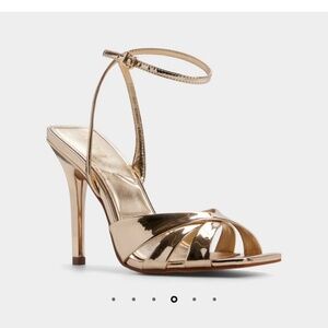 Meteora Aldo Gold Heels
